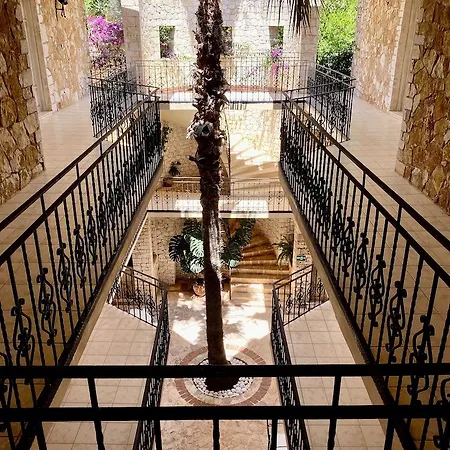 Tamara Hotel 4*
